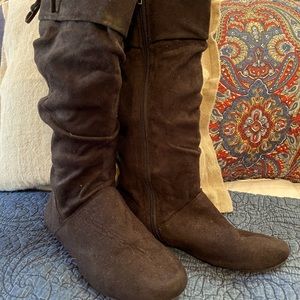 Soft, Black suede boots by Forever